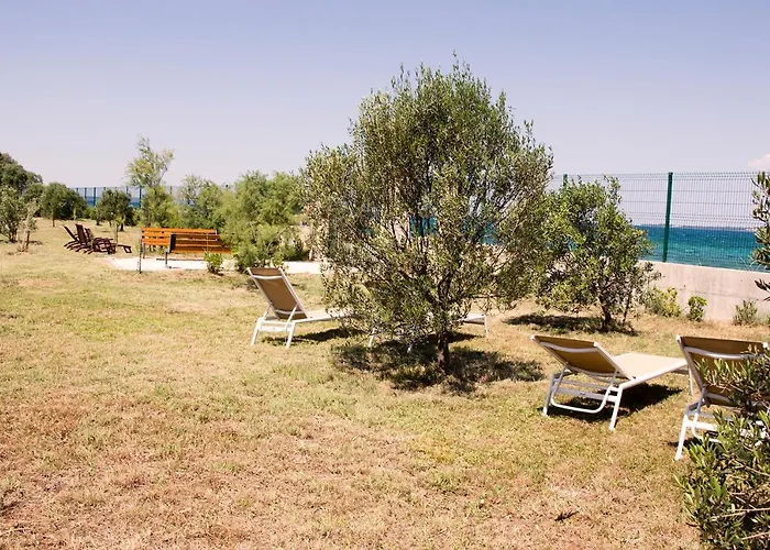 Rosemary Park Villa *