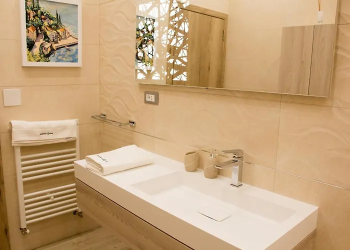 Rosemary Park Villa *